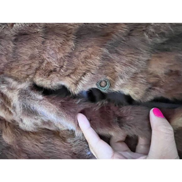 Vintage muskrat mink fox fur herringbone pattern soft brown cape overcoat - Picture 4 of 16